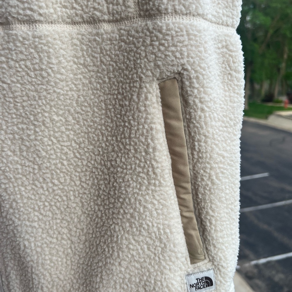 The North Face Cream Sherpa Fleece Vest Land O’Lakes Embroidery Size L - Picture 5 of 12